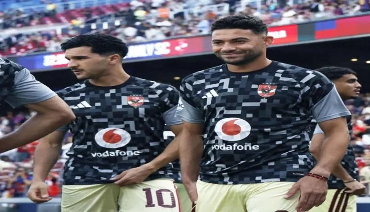 تصويبة متاخرة تمنح الأهلي فوزا ثمينا على سموحة في الدوري المصري