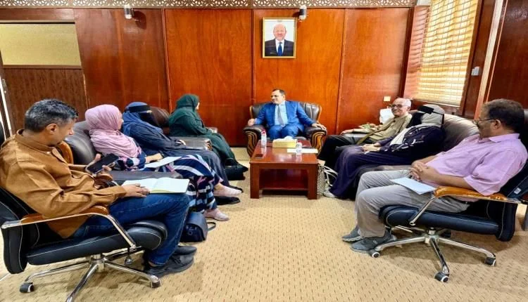 بحث آليات دمج النساء الريفيات والساحليات في مشاريع الإنتاج الزراعي والسمكي بعدن