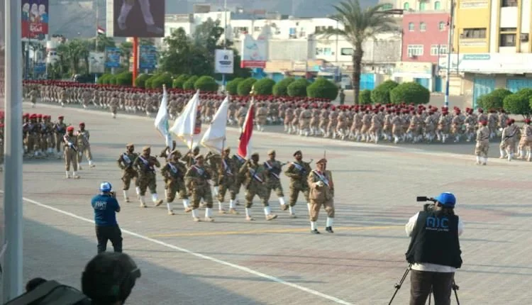دعوات حاشدة للتظاهر في عدن والمكلا رفضا لإجراءات دمج القوات الجنوبية وتأكيدا على هويتها