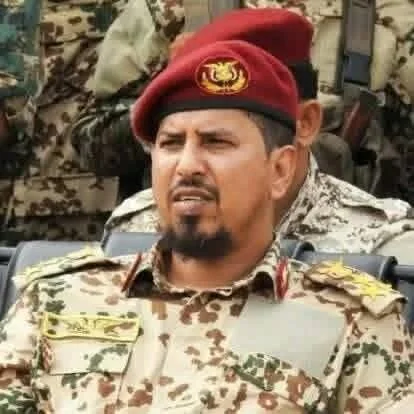 منتسبون في اللواء الثالث حماية رئاسية يطالبون بالتدخل لإنهاء قطع مرتباتهم والاستقطاعات المالية