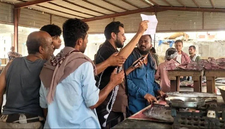 حملة رقابية على أسواق طور الباحة بلحج لمواجهة تلاعب الأسعار بالأسماك والخضروات