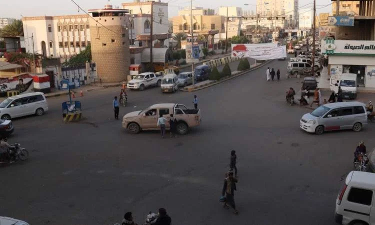 مأرب.. كمين بعبوة ناسفة يستهدف آلية عسكرية شمال المدينة وسط توترات فصائلية وقبلية