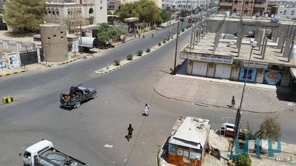 تسارع عمليات بيع العقارات والأصول التجارية لـ «الإصلاح» في مأرب بالتزامن مع التطورات الميدانية