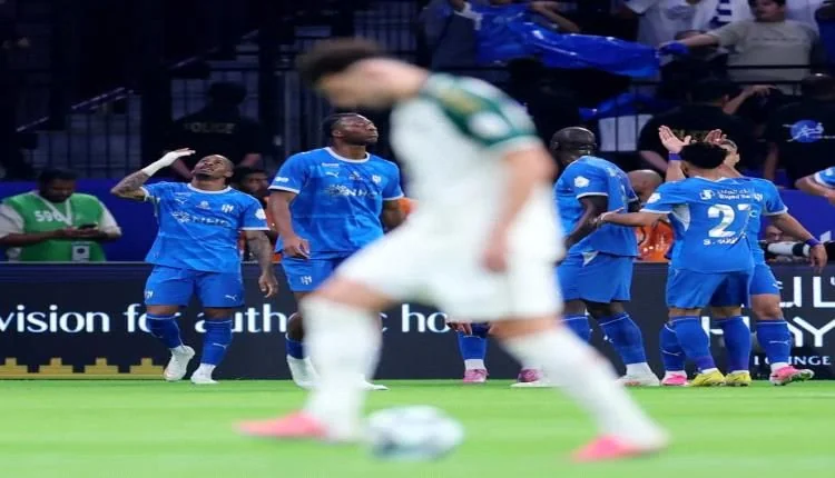 الهلال يتغلب على الأهلي بثلاثية نظيفة ويعتلي صدارة دوري روشن