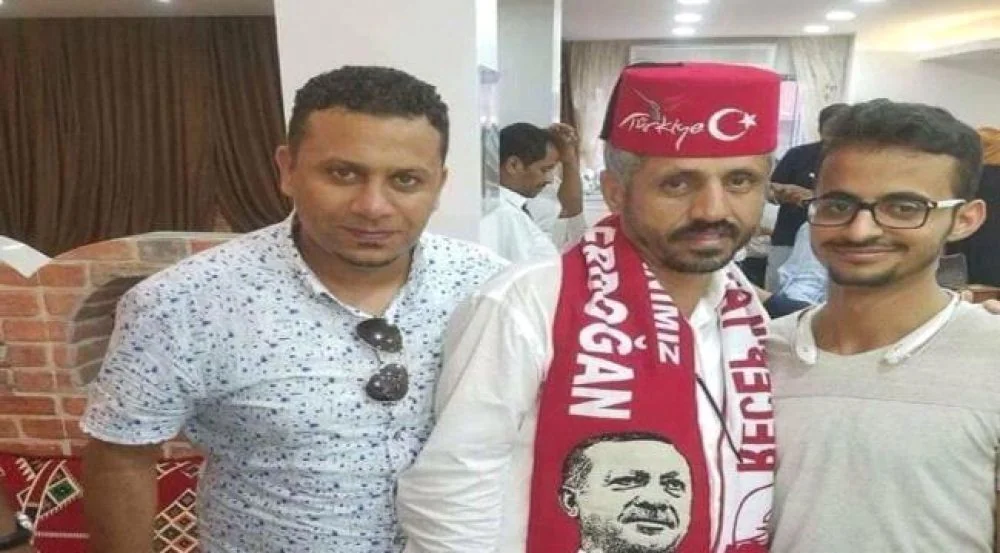 مغادرة أسرة قائد الإصلاح بتعز نحو تركيا عبر عدن تزامناً مع التطورات الميدانية