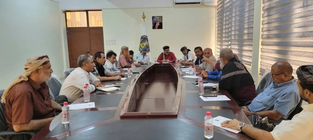 اجتماع استثنائي لقبلائل الجنوب بعدن يقر تشكيل كتائب دعم لجبهات الصبيحة وينتقد خذلان الحكومة المدعومة من التحالف