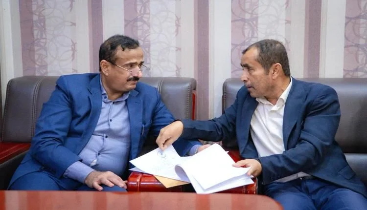 تسرب نفطي واسع في شبوة يثير مخاوف بيئية وتوجيهات عاجلة بالتحرك