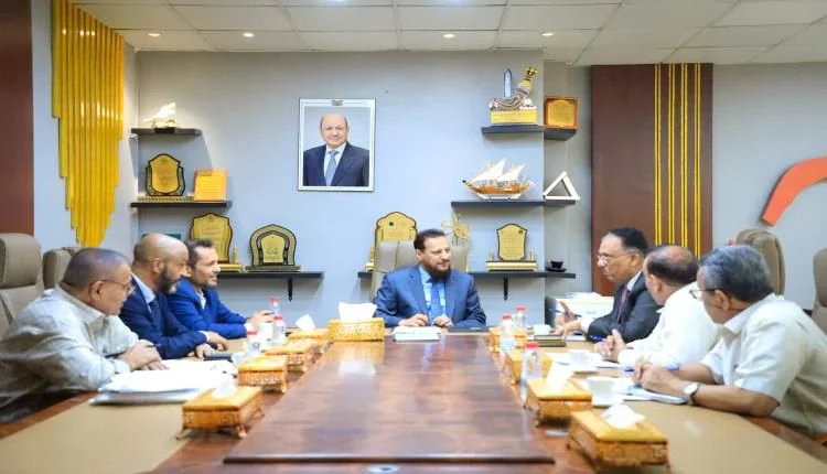 لقاء بمدينة عدن يقر خططاً لتعزيز الأداء الجمركي وضبط المنافذ وسلاسة التجارة