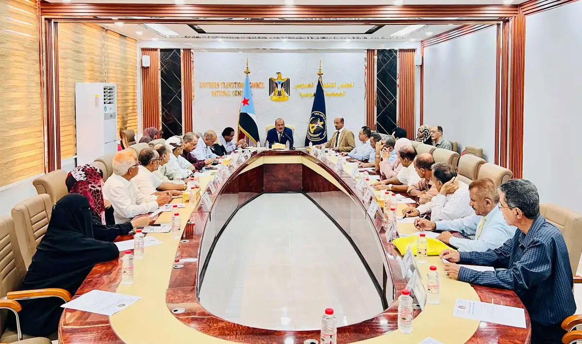 الهيئة الإدارية للجمعية الوطنية تحذر من التصعيد الأمني بحضرموت والمهرة وتطالب بإطلاق سراح المعتقل المقرحي