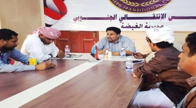 انتقالي الغيضة بناقش الأوضاع الخدمية ويقرر تعزيز الجاهزية والرقابة المجتمعية