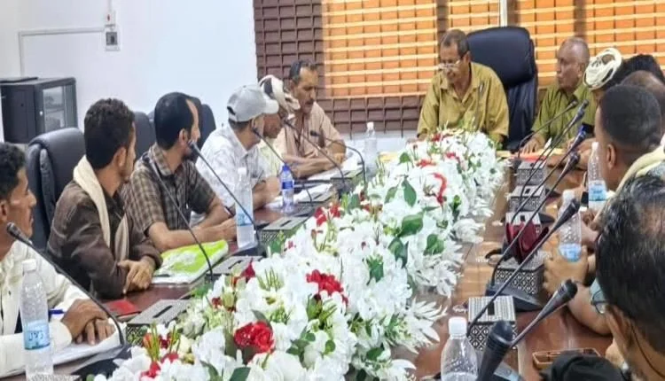 إجراء مناقصات لأربعة مشاريع خدمية وتنموية جديدة في مديرية المسيمير بلحج