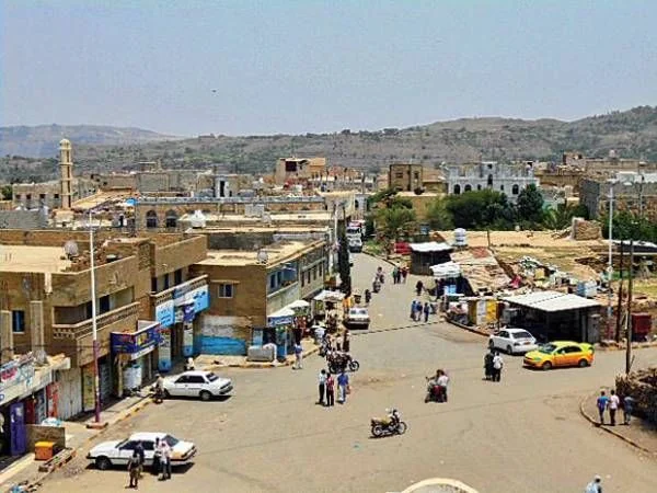 تقدم ميداني لقوات صنعاء في التربة يفرض انسحاباً عسكرياً باتجاه طور الباحة بلحج