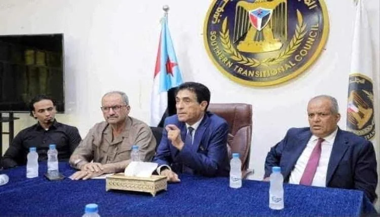 رؤية تحليلية تناقش مسار المجلس الانتقالي الجنوبي ومتطلبات التحول نحو العمل المؤسسي والدبلوماسي