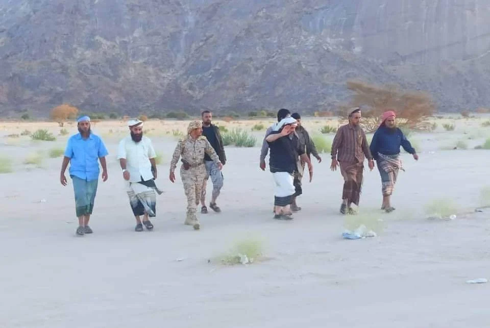 مصادر تكشف عن مخصصات مالية سعودية ضخمة لقيادات سلفية في الجنوب واستبعاد محور تعز