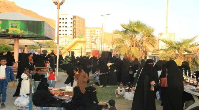 انتقالي حضرموت يطلق بازاراً للأسر المنتجة في المكلا لدعم الاقتصاد المحلي