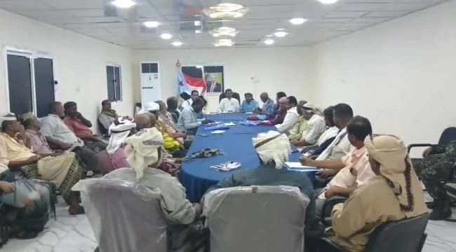 انتقالي لحج يبحث التحضيرات النهائية للمشاركة الواسعة في مليونية التعبئة الشعبية بعدن