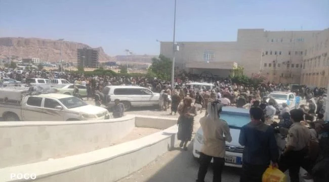 الزُبيدي يرفض الزج بالجنوب في معارك الشمال ويؤكد على حماية الأرض وتأمين شبوة