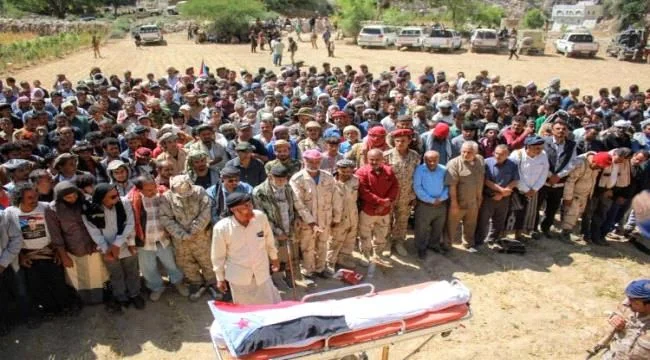تشييع جثمان أحد منتسبي القوات الجنوبية في الضالع عقب مقتله بجبهة حجر