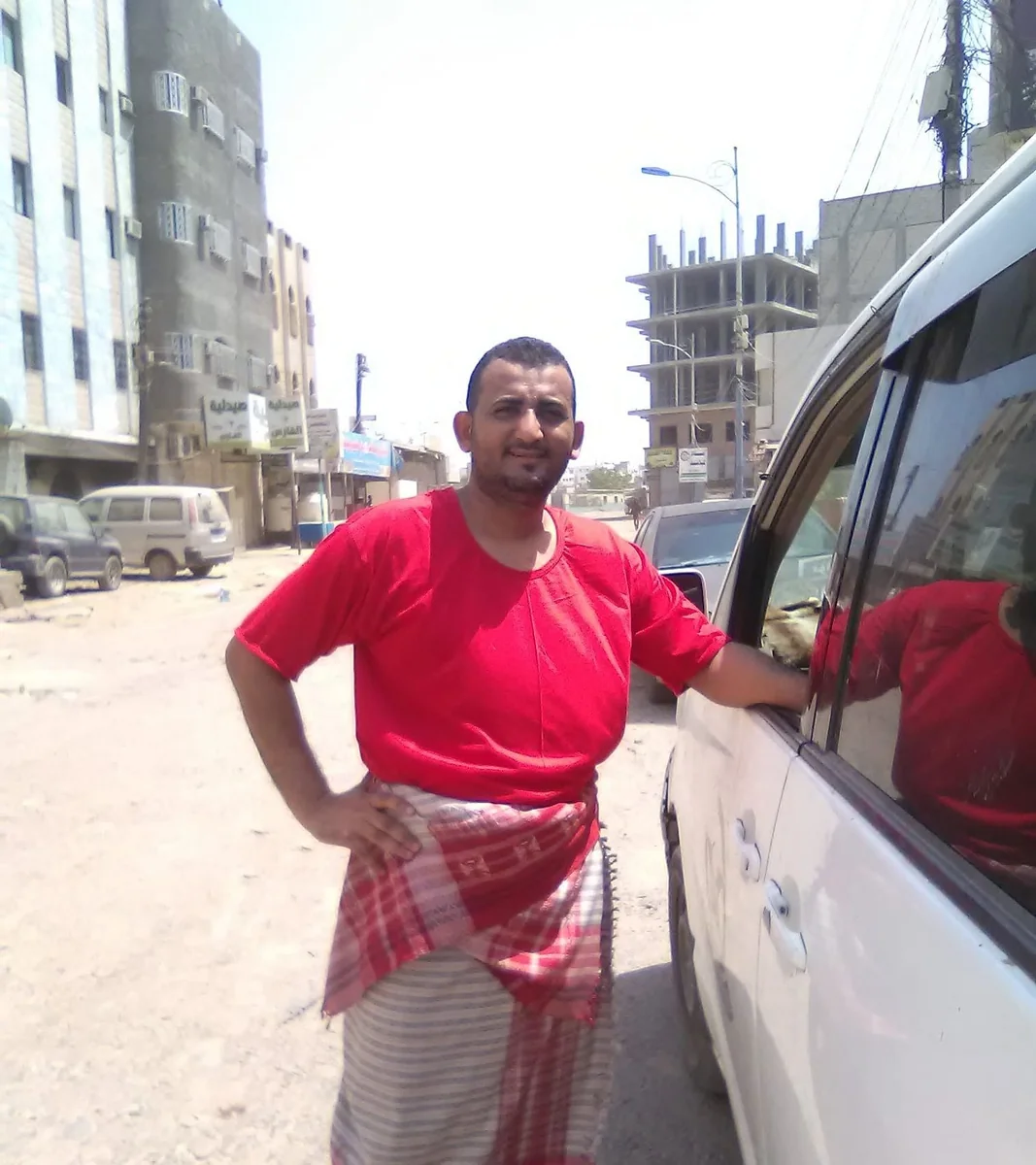 اعتقال ناشط في عدن عقب انتقاده لوزير الكهرباء وتردي الخدمات الأساسية